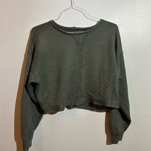Aero size small long sleeves sweater